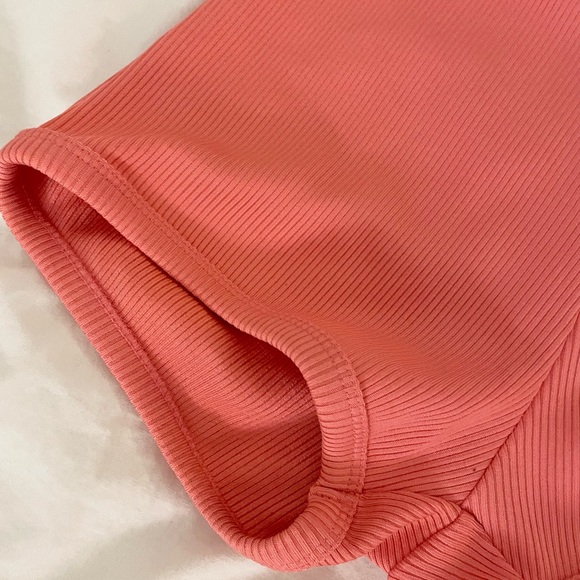 Pink Ribbed Women's Shorts - Picture 2 of 4